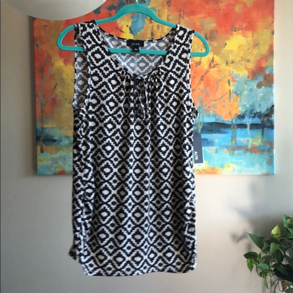 Sleeveless blouse